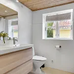 With Shower And Fireplace *