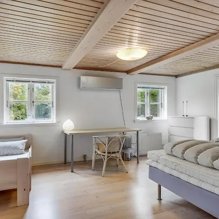 With Shower And Fireplace Vejby