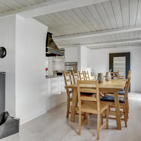 With Shower And Fireplace * Vejby